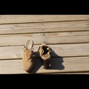 Jessica Simpson Chunky heels